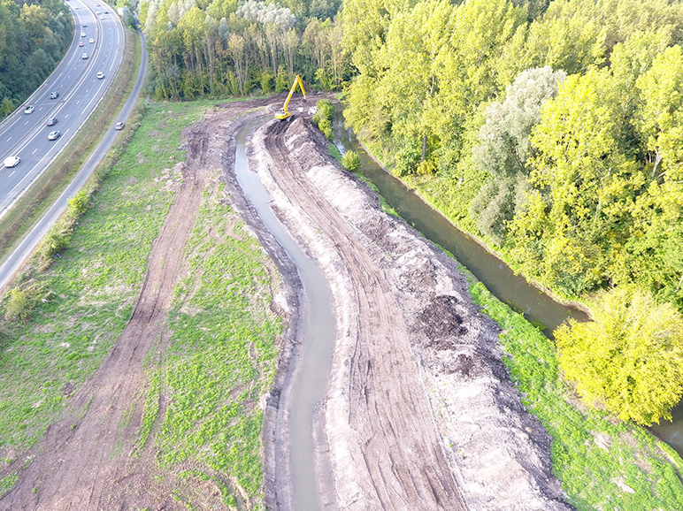 Le nouveau tracé de la Brèche vue vers l'amont