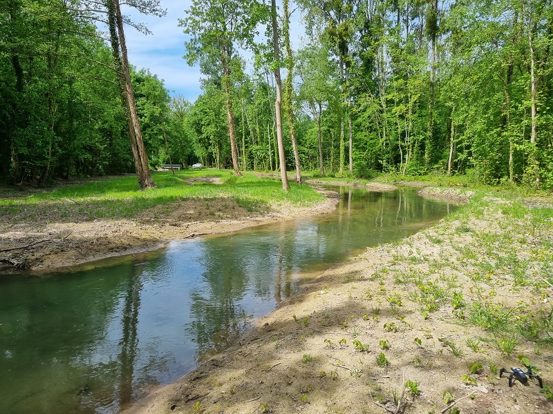 6 mois après travaux - vue depuis l'aval