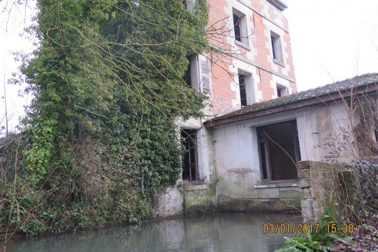 Moulin en ruine, aujourd'hui démoli